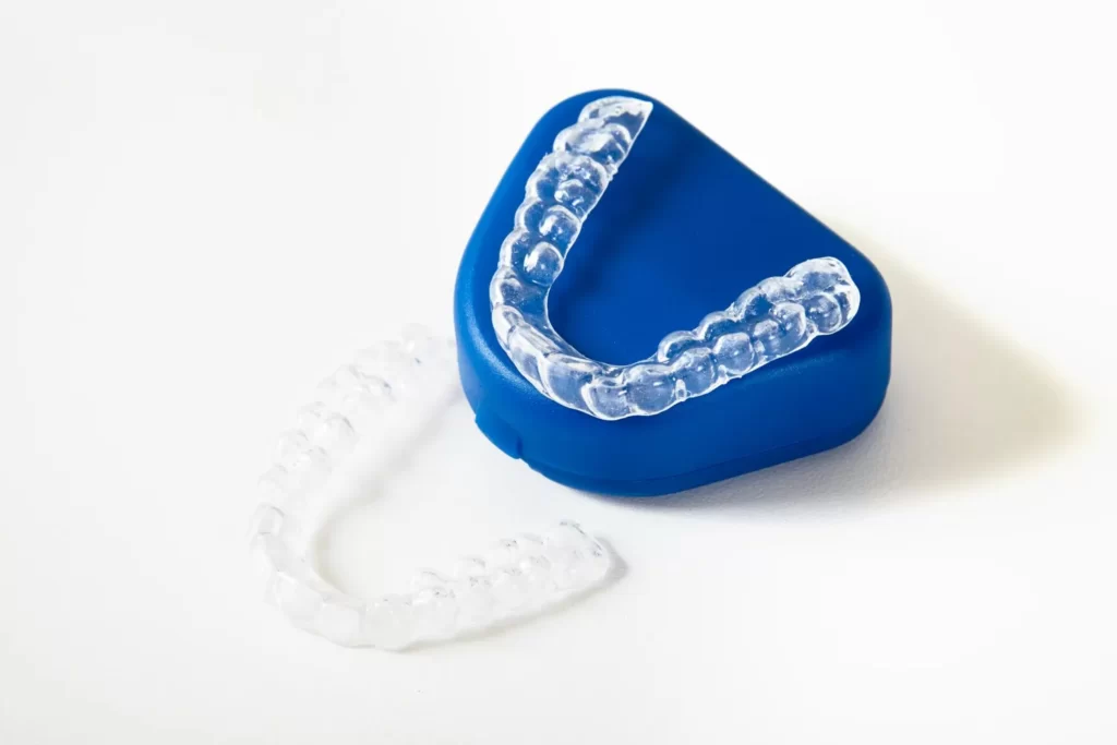 Clear aligners as a discreet option for teeth straightening.